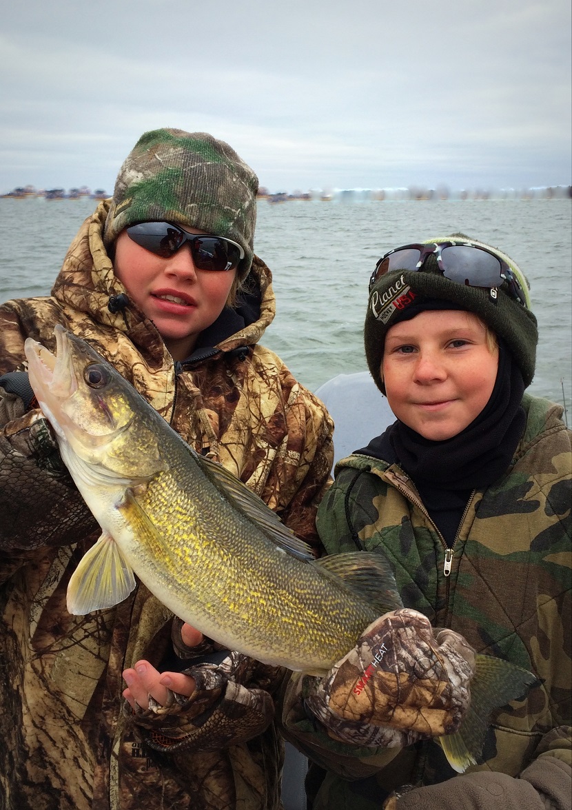 Fall Walleyes on Leech Lake!, October Jig Bite