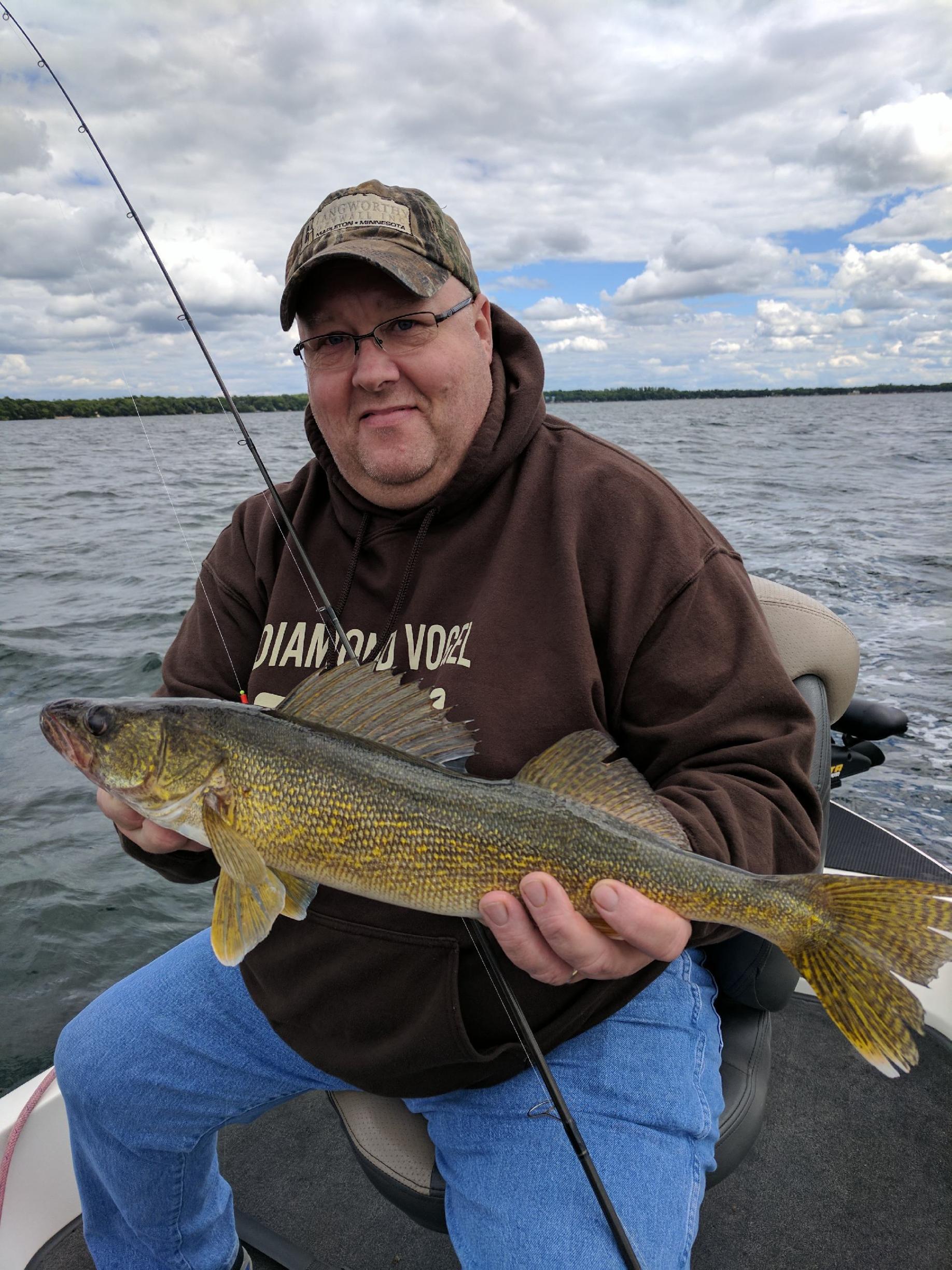 Stringer full of walleyes - Alexandria Echo Press  News, weather and  sports from Alexandria, Minnesota