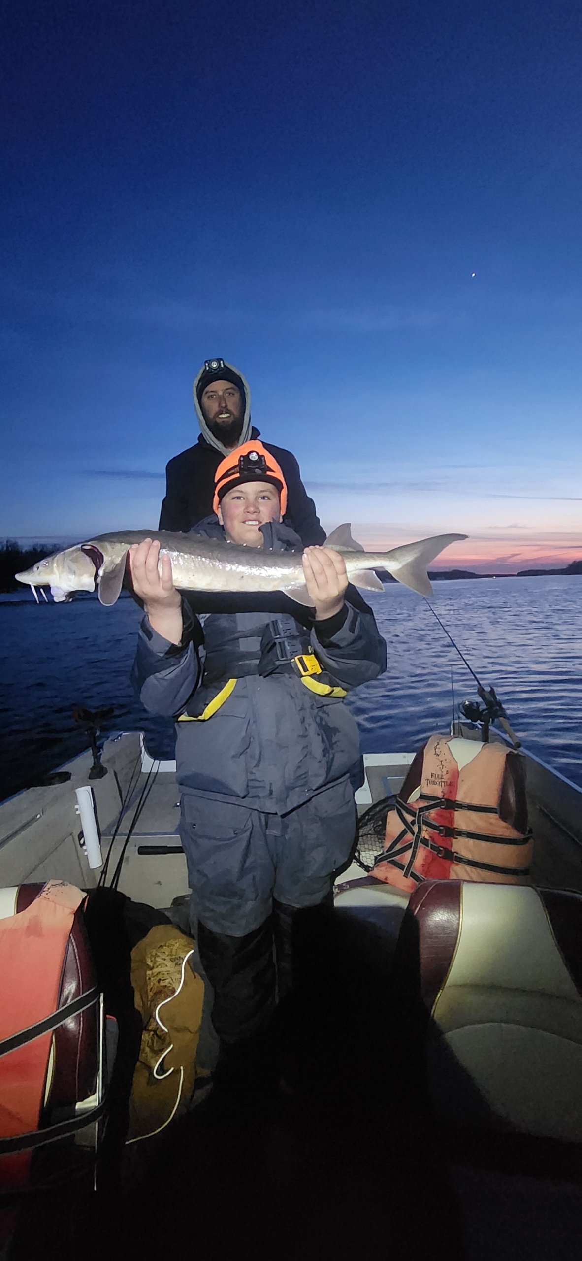 Rainy river ice out Lake of the Woods (LOTW) & Rainy River Lake of