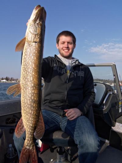 Spring Pike Fishing with Hair Jigs